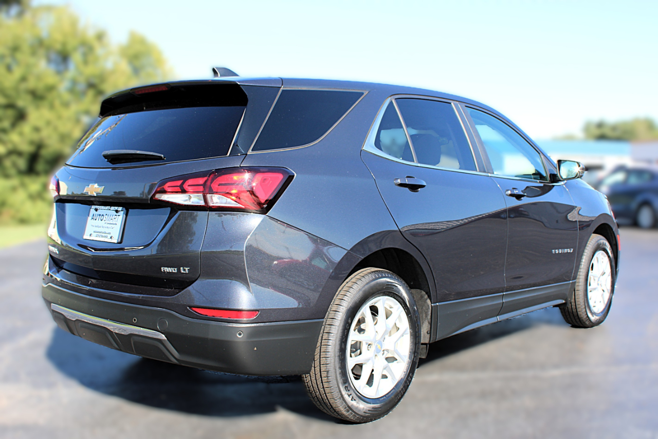 2022 Chevrolet Equinox LT photo 4