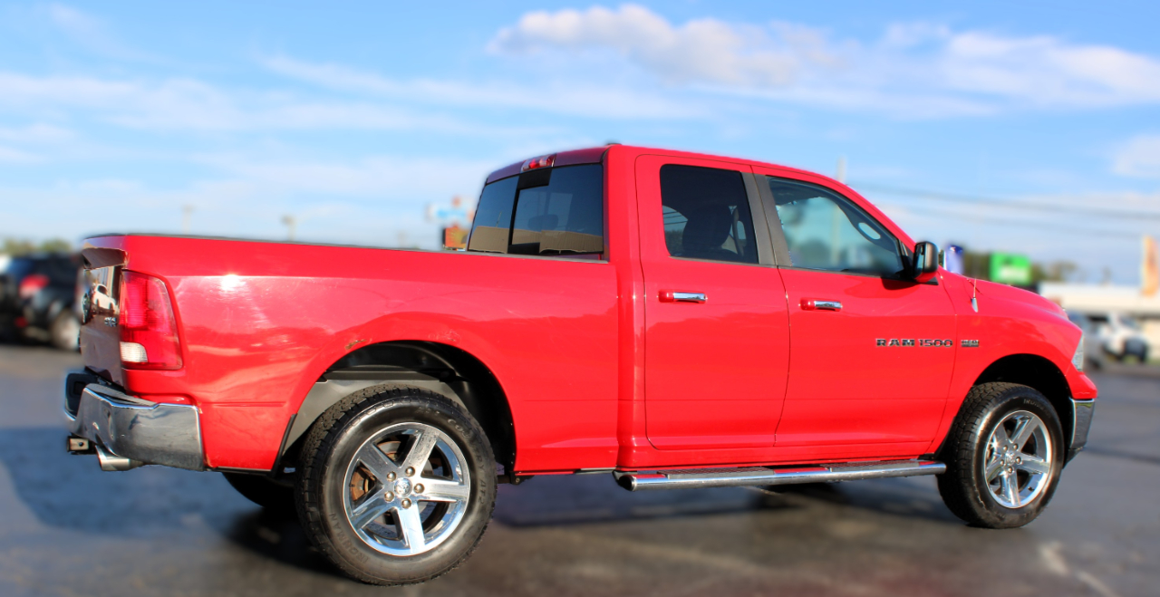 2012 Ram 1500 SLT photo 3