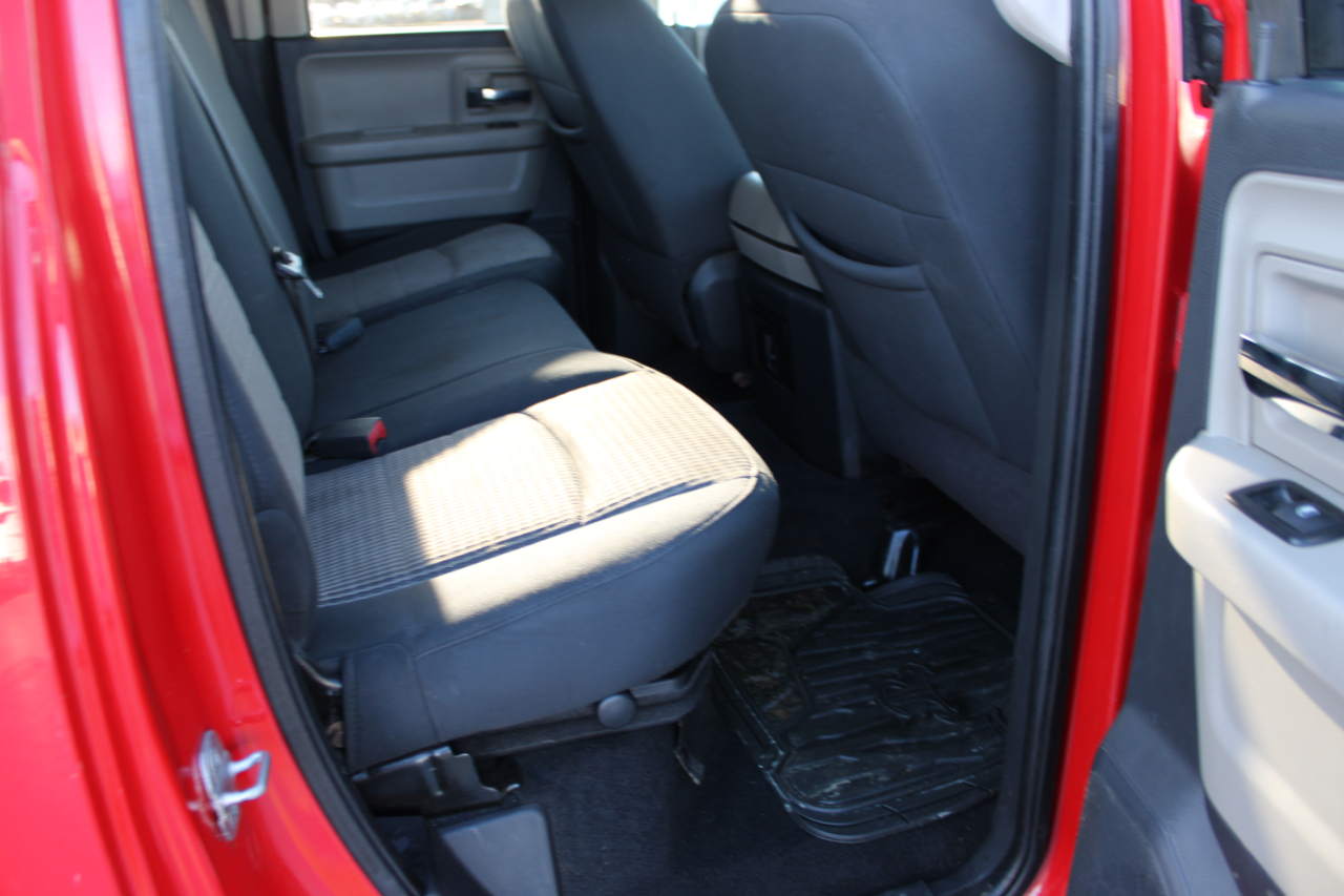 2012 Ram 1500 SLT photo 34