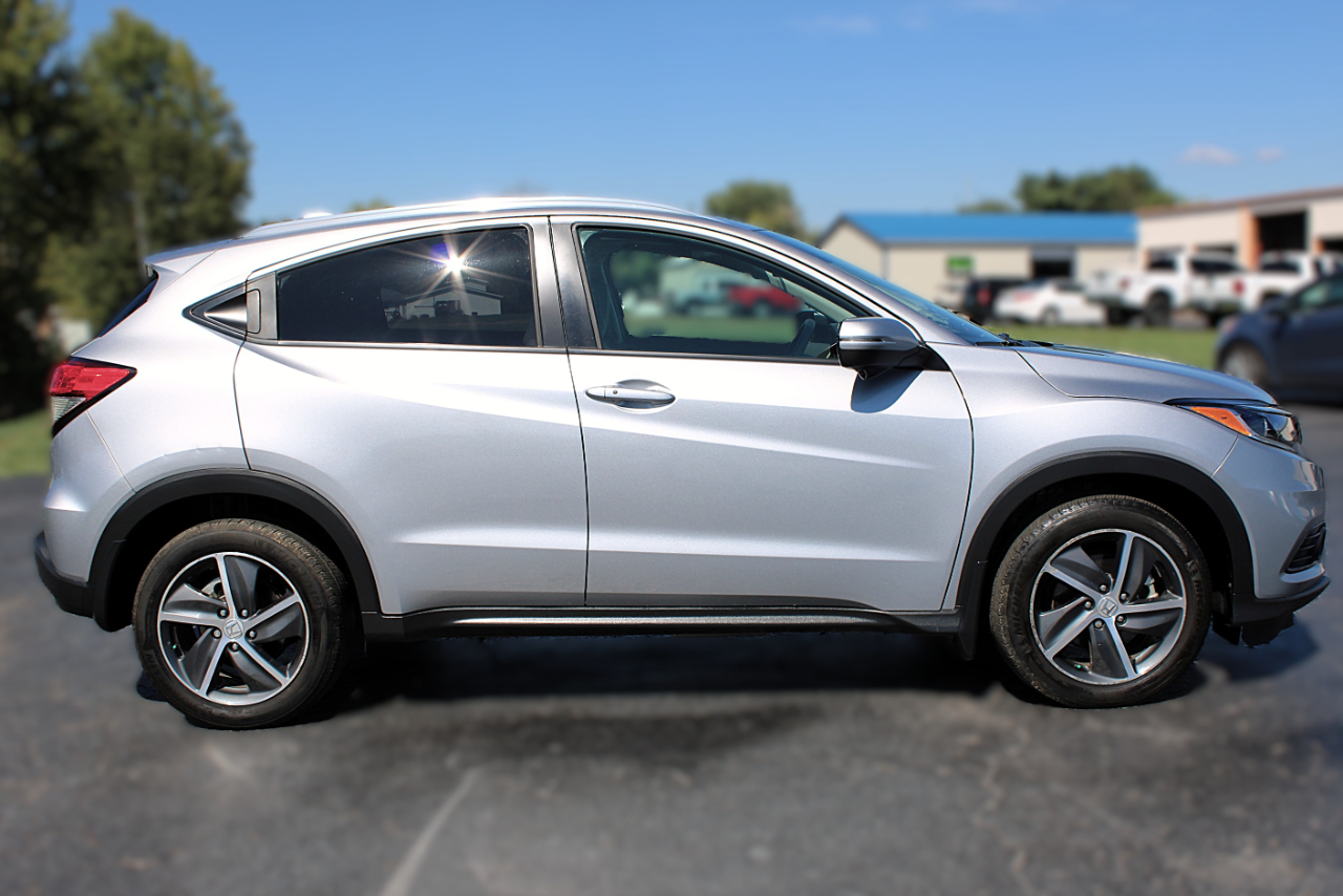 2022 Honda HR-V EX photo 2