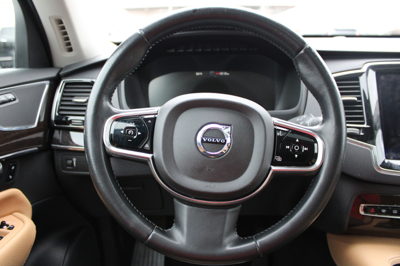 Volvo XC90 T6 Momentum AWD 2016