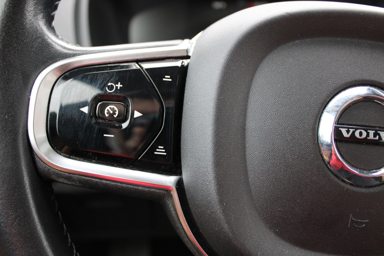 Volvo XC90 T6 Momentum AWD 2016