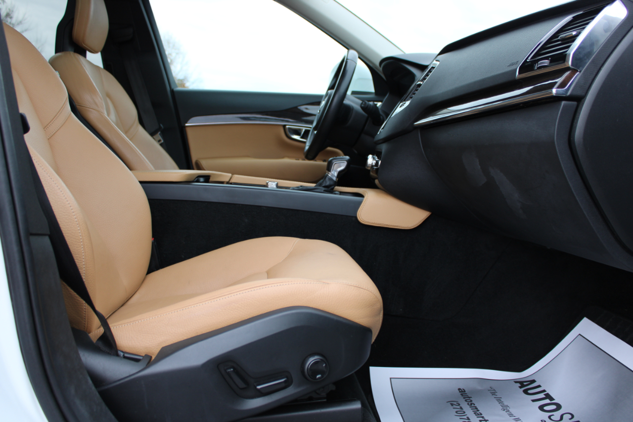 Volvo XC90 T6 Momentum AWD 2016