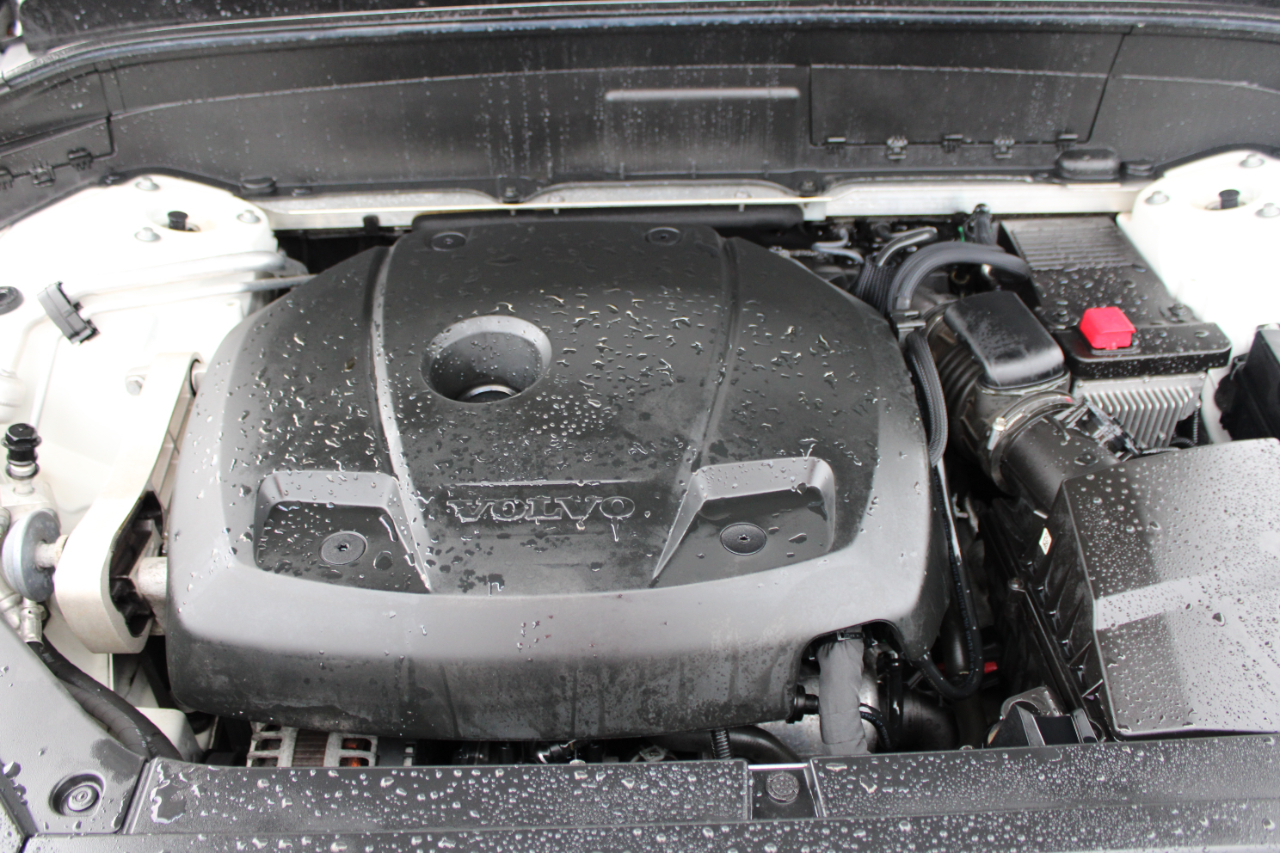 Volvo XC90 T6 Momentum AWD 2016