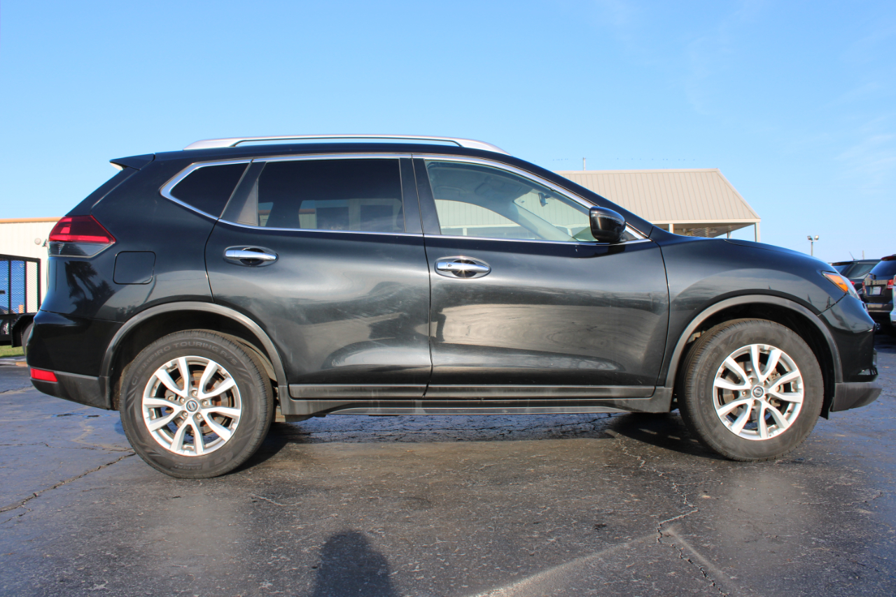 Nissan Rogue SV 2020