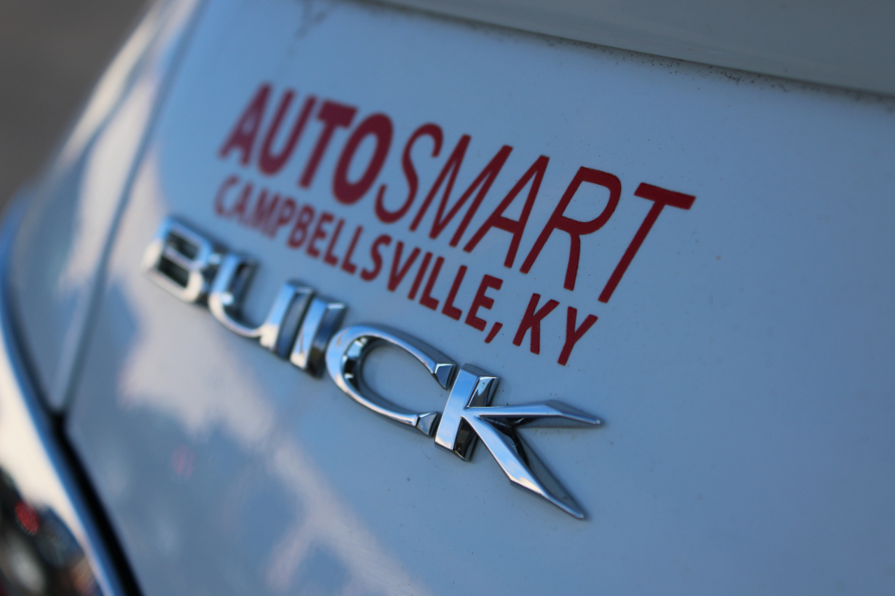 Buick LaCrosse CX 2011