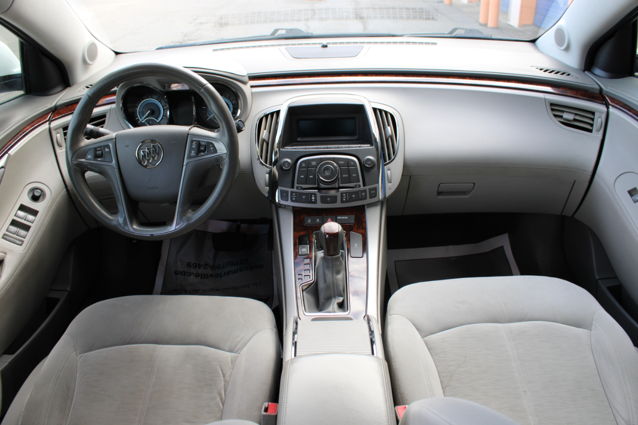 Buick LaCrosse CX 2011