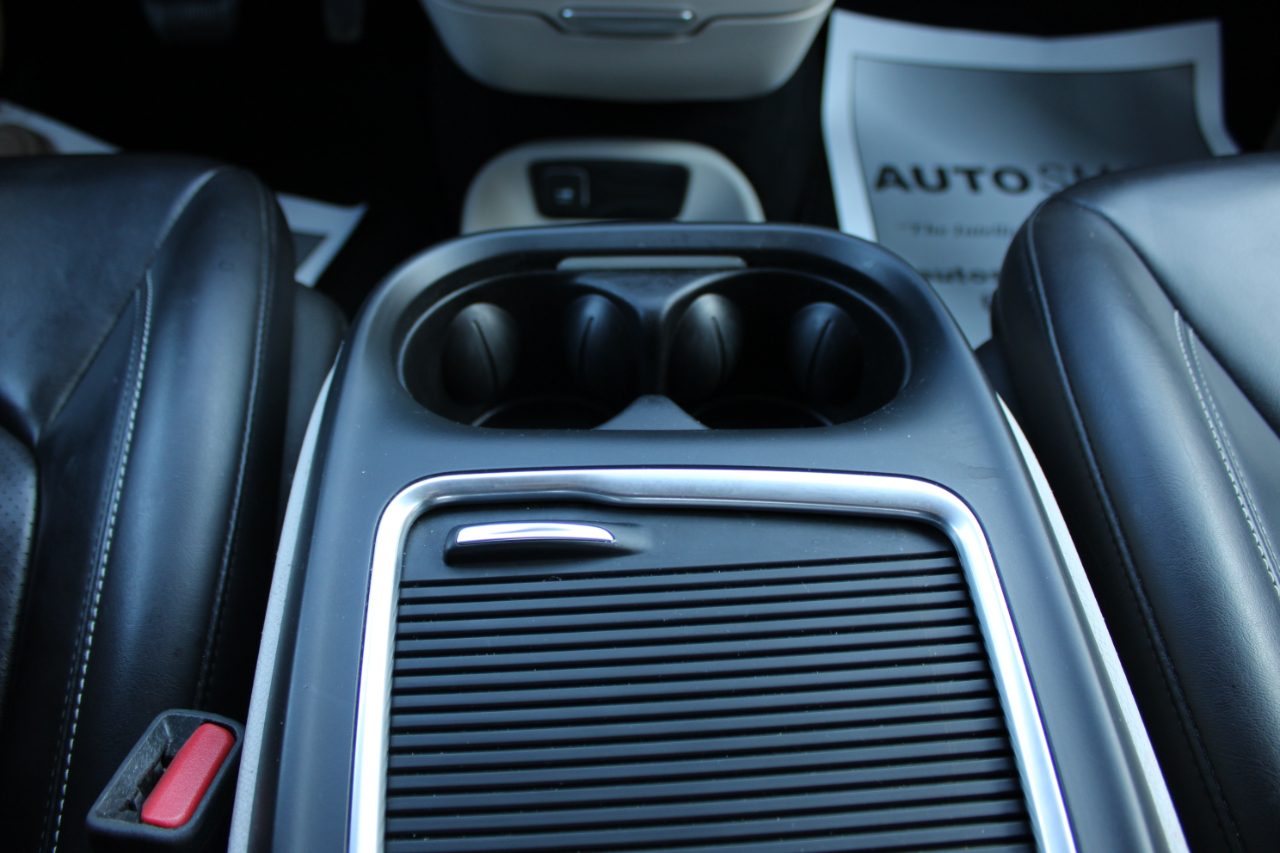 Chrysler Pacifica Touring L 2023