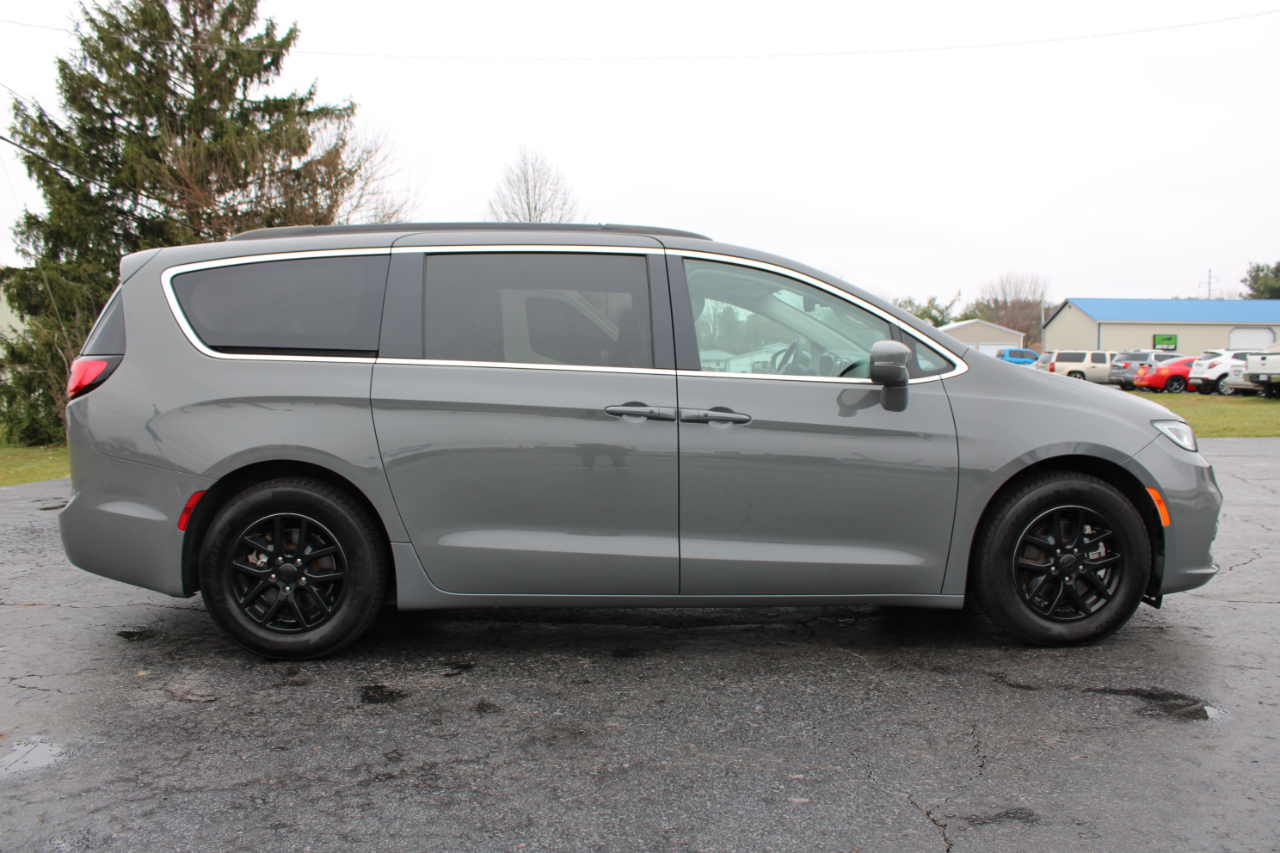 Chrysler Pacifica Touring-L 2022