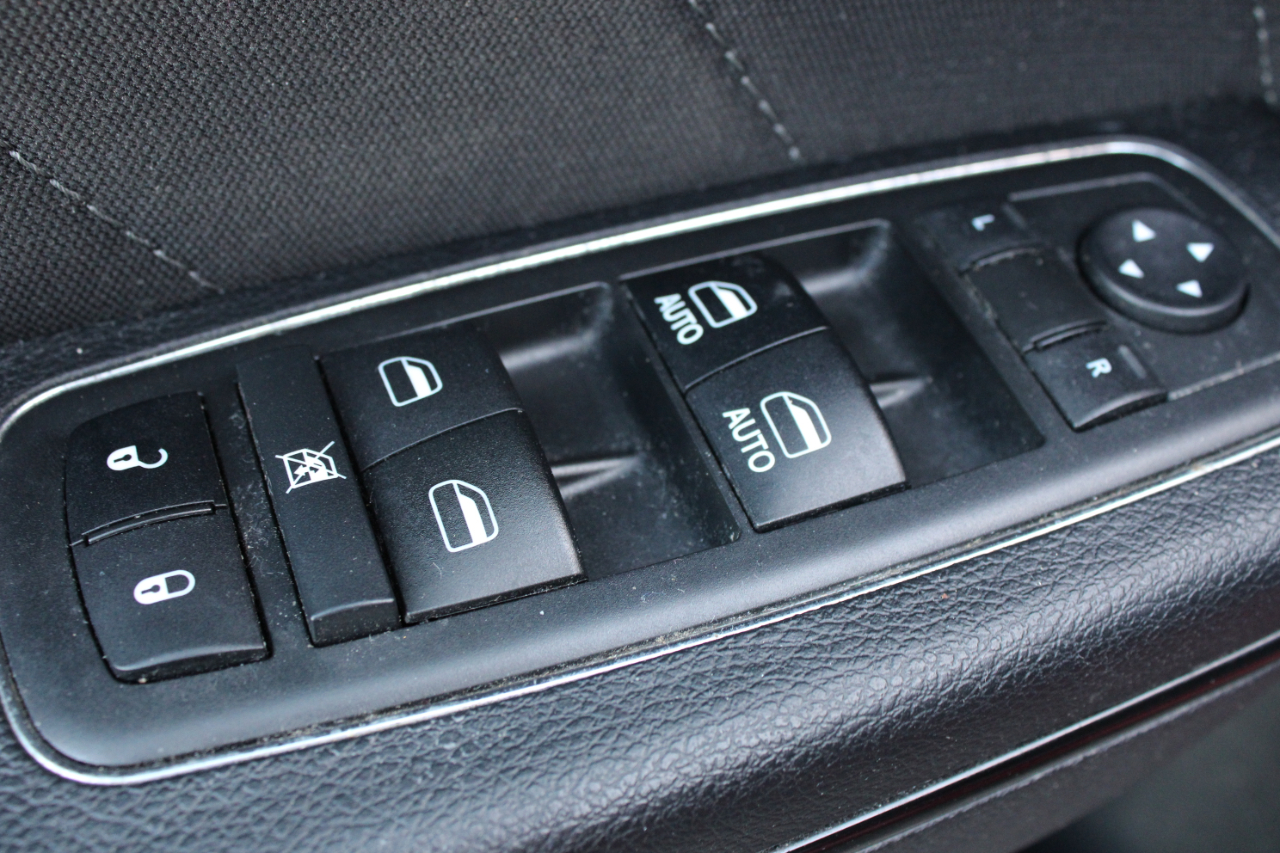 Dodge Charger SXT Plus 2018