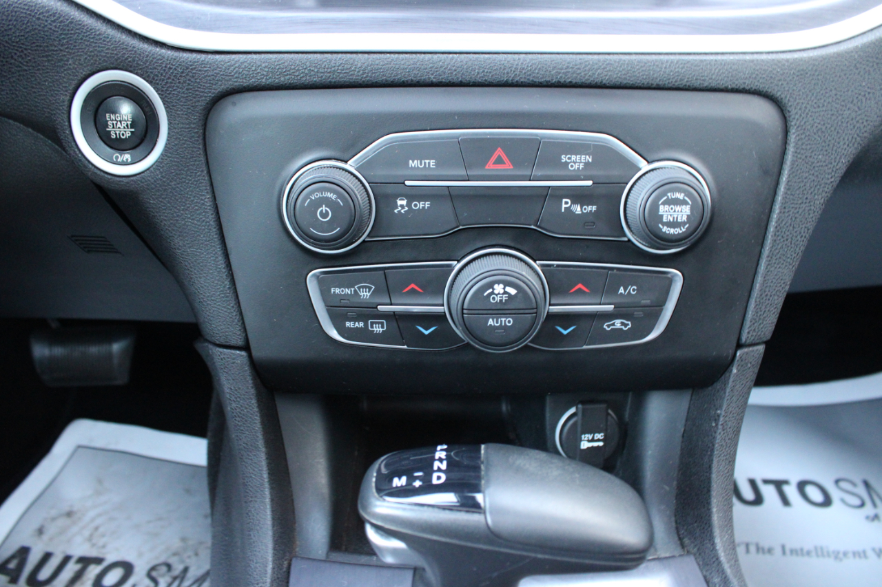 Dodge Charger SXT Plus 2018