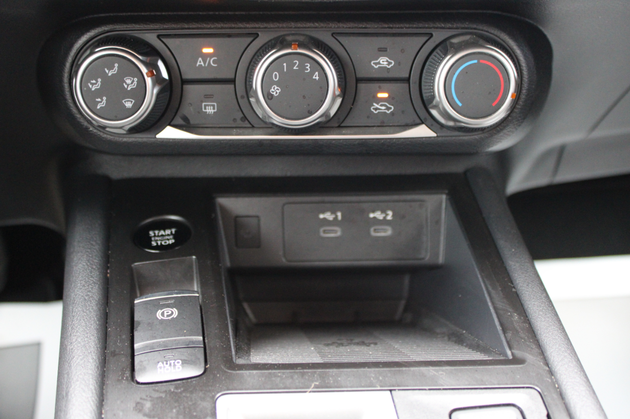 Nissan Kicks SV 2025