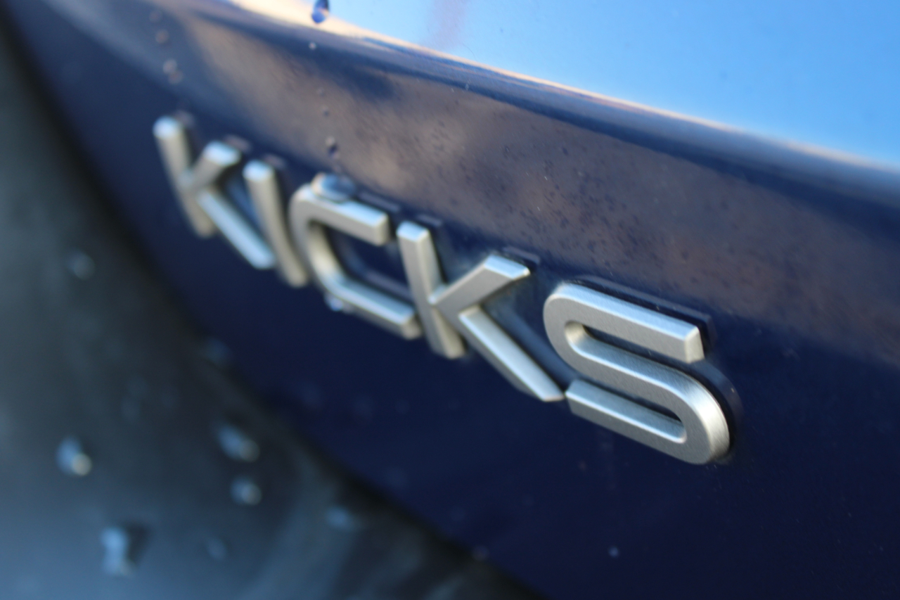 Nissan Kicks SV 2025