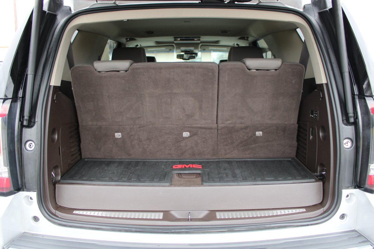 GMC Yukon Denali  2017