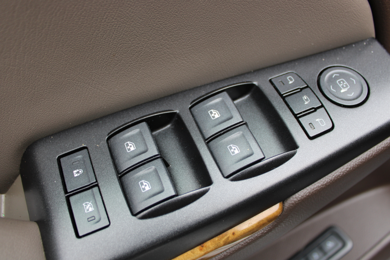 GMC Yukon Denali  2017