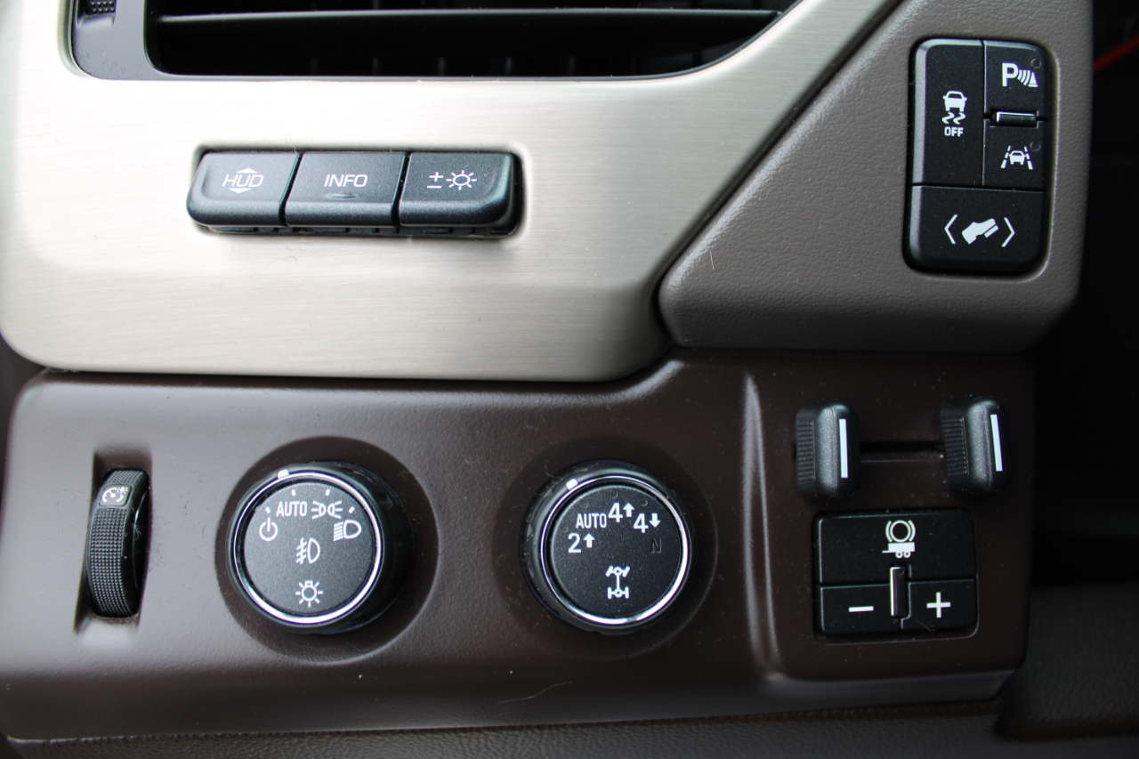 GMC Yukon Denali  2017