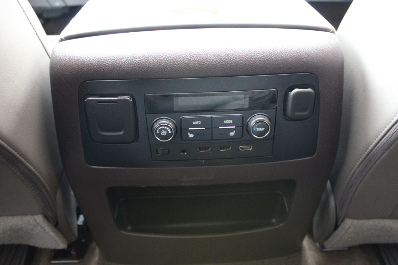 GMC Yukon Denali  2017