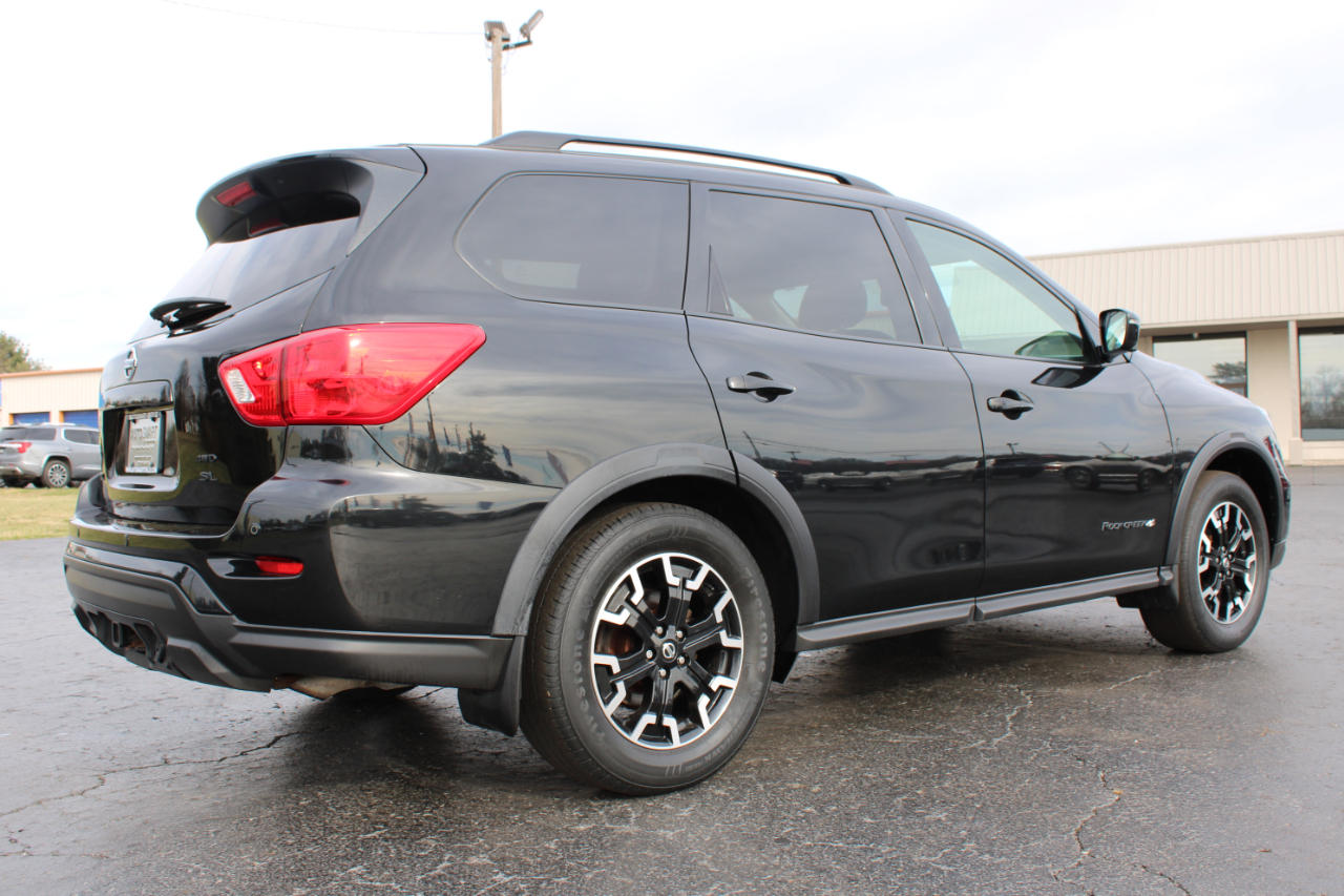 Nissan Pathfinder SL 4WD 2020