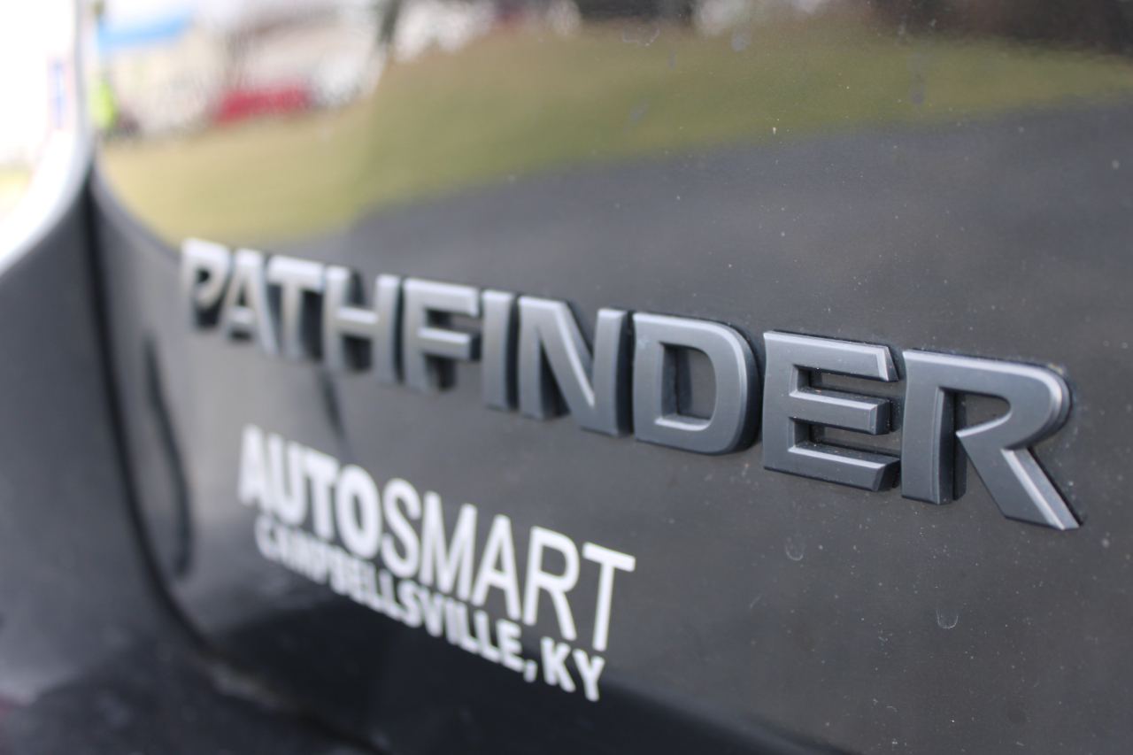 Nissan Pathfinder SL 4WD 2020