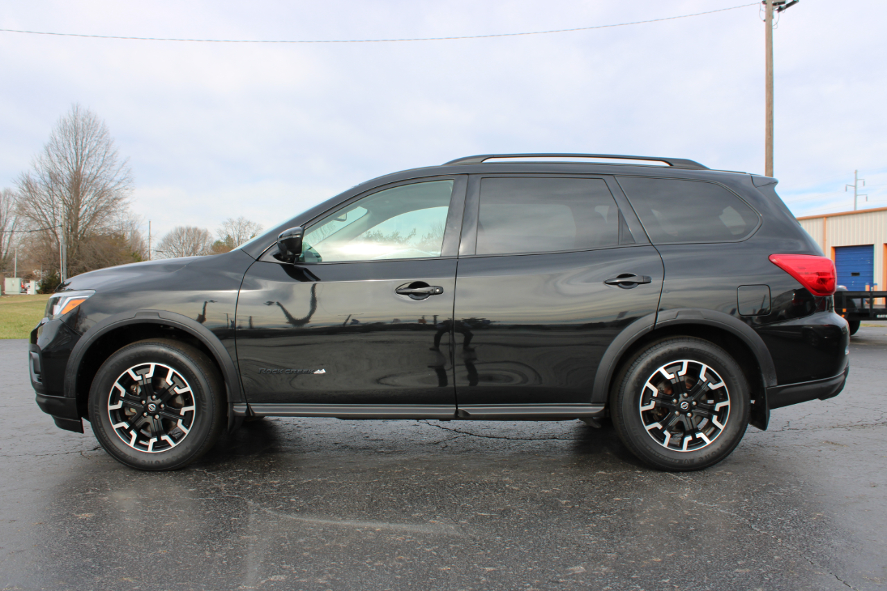 Nissan Pathfinder SL 4WD 2020