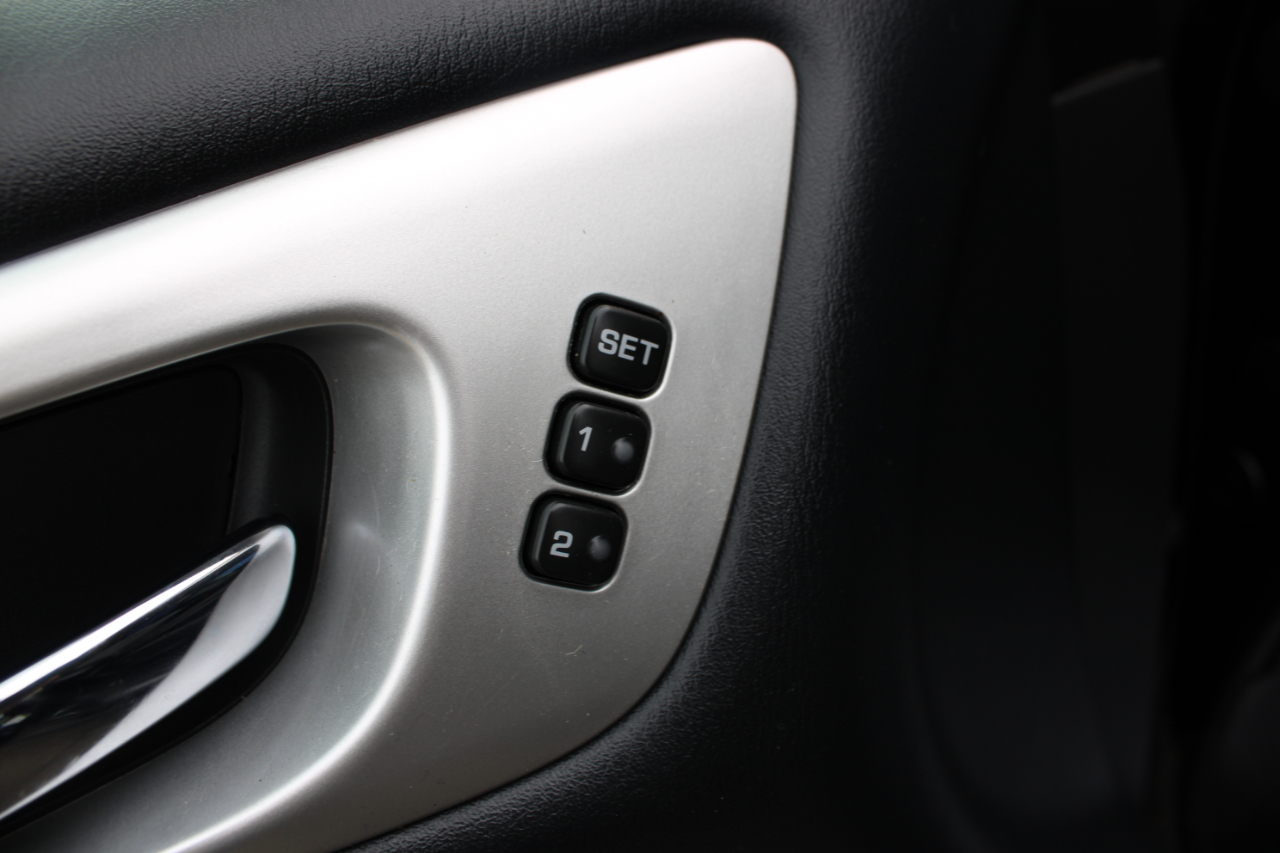 Nissan Pathfinder SL 4WD 2020