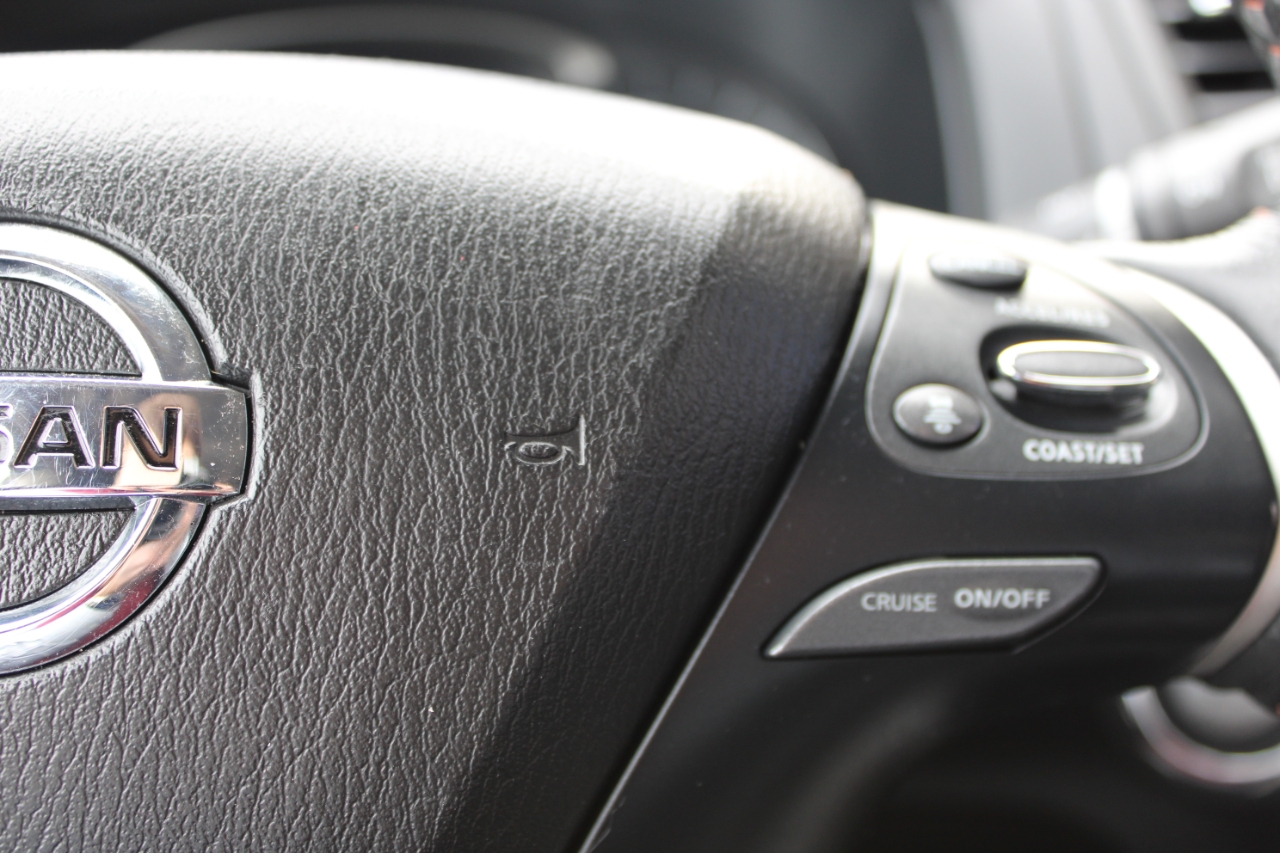 Nissan Pathfinder SL 4WD 2020