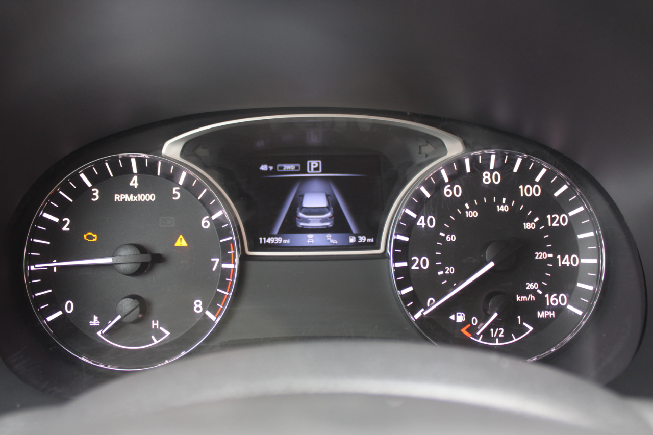 Nissan Pathfinder SL 4WD 2020