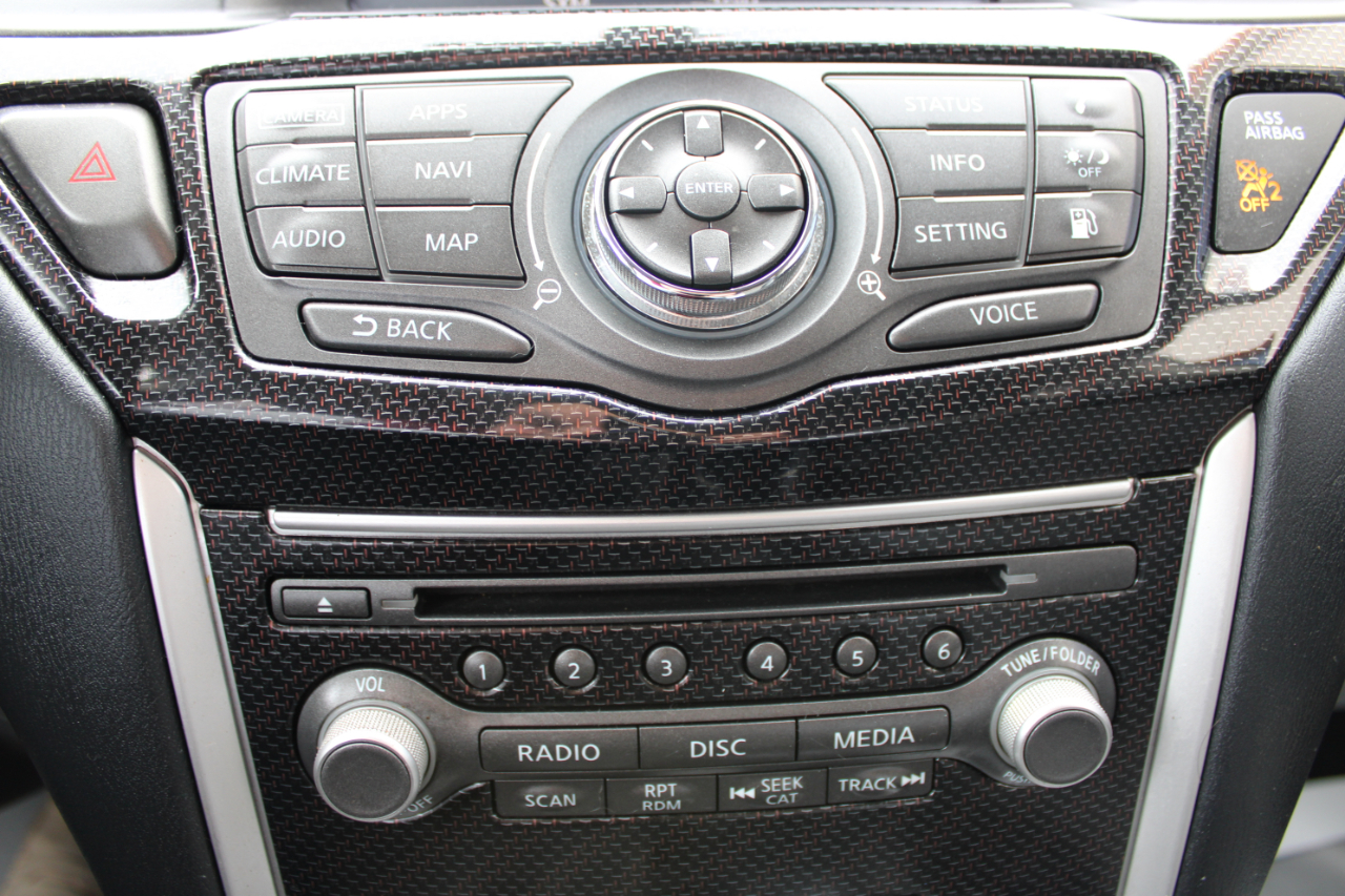 Nissan Pathfinder SL 4WD 2020