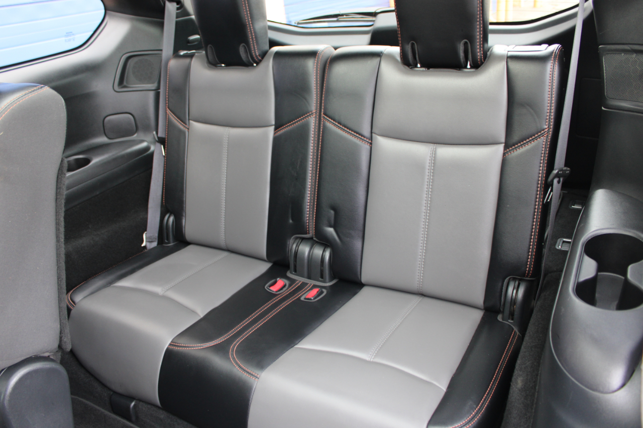 Nissan Pathfinder SL 4WD 2020