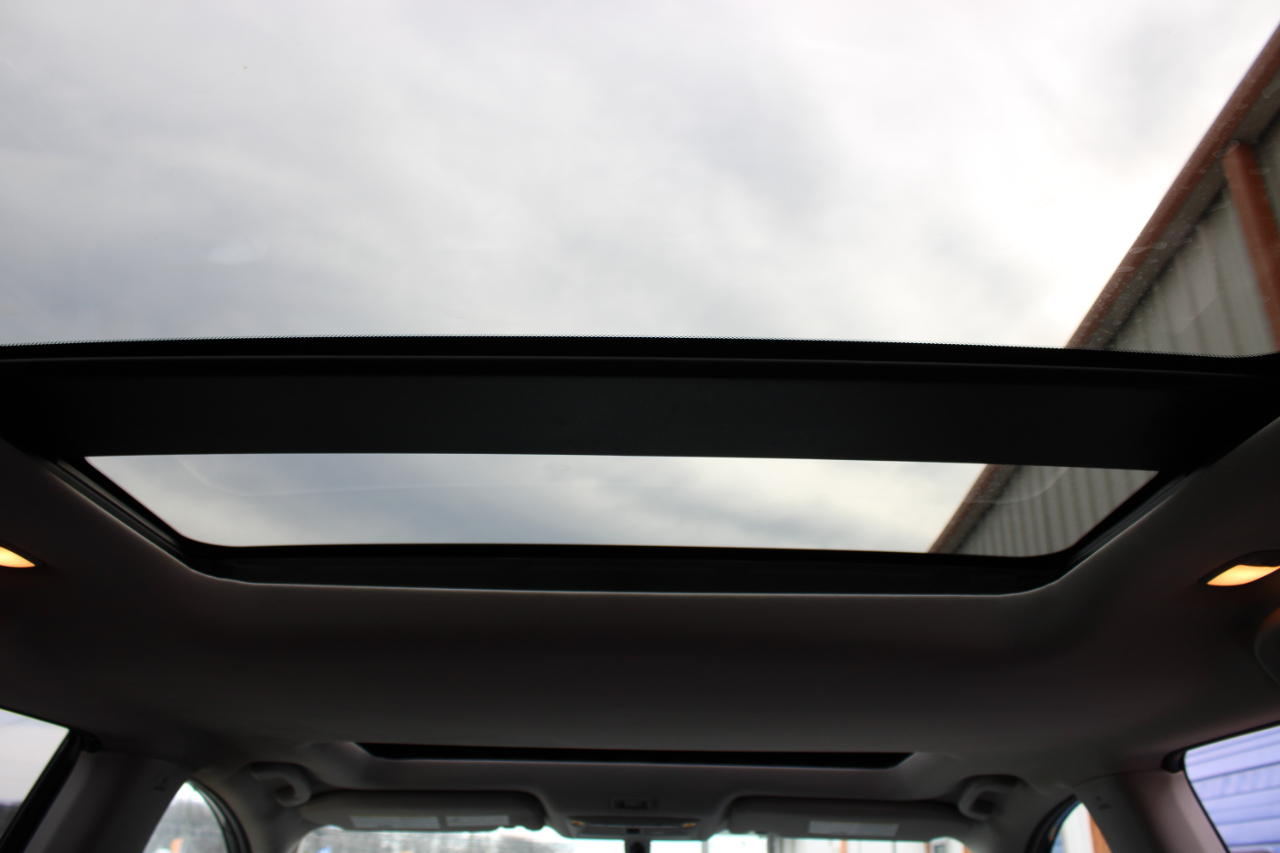 Nissan Pathfinder SL 4WD 2020