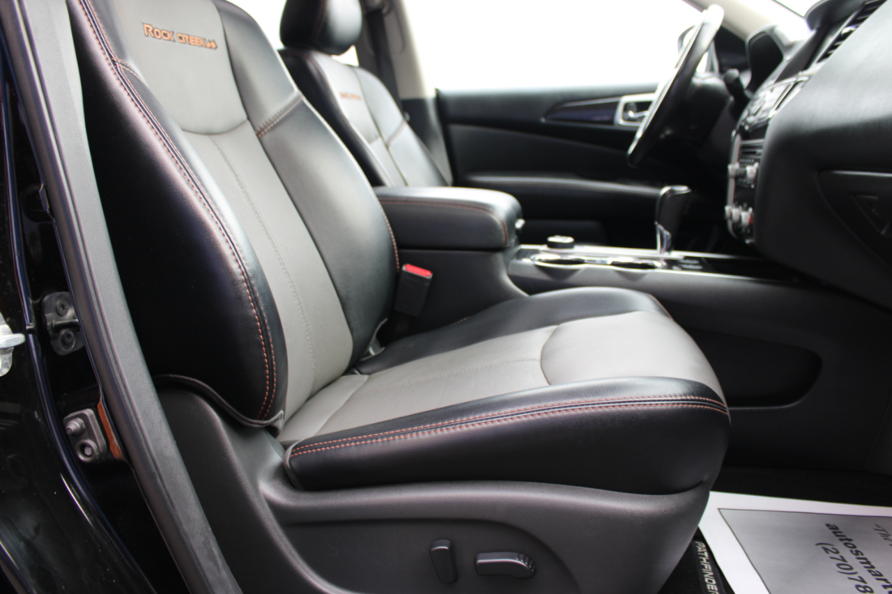 Nissan Pathfinder SL 4WD 2020