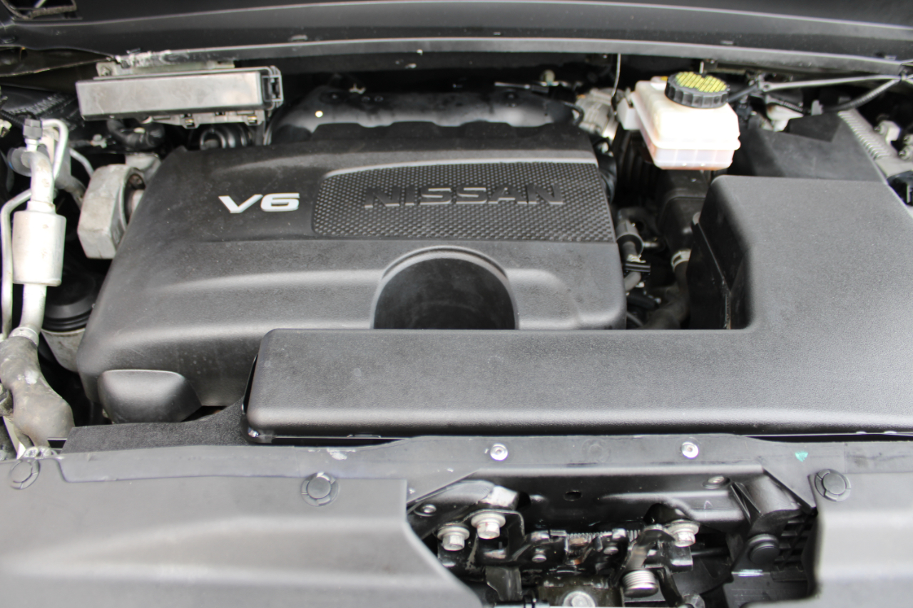 Nissan Pathfinder SL 4WD 2020