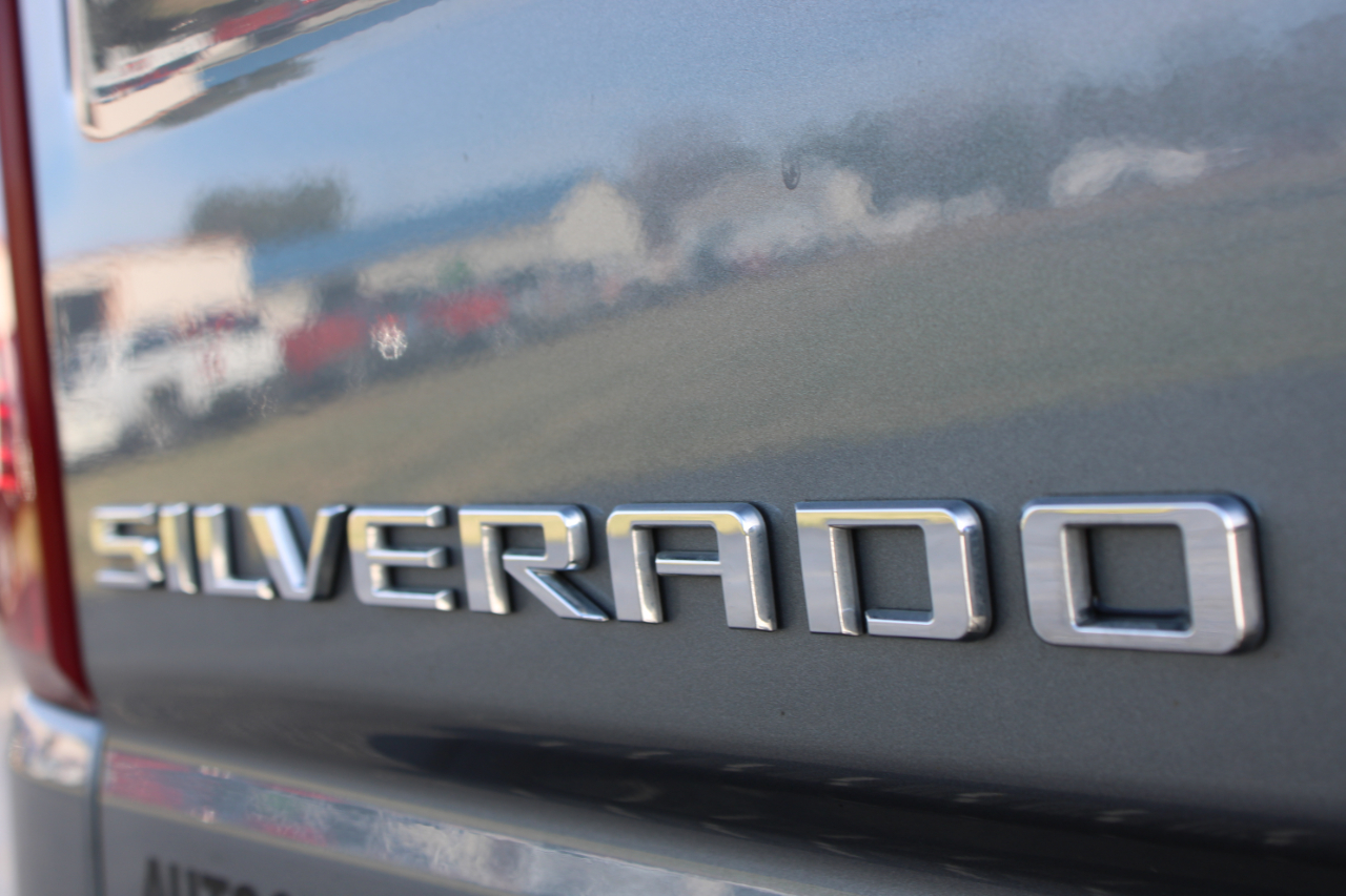 Chevrolet Silverado 1500  2021
