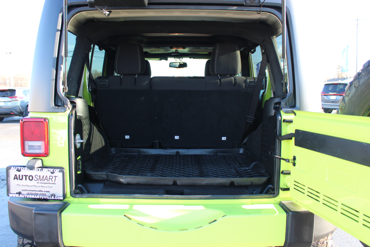 Jeep Wrangler Unlimited Sahara 4WD 2016