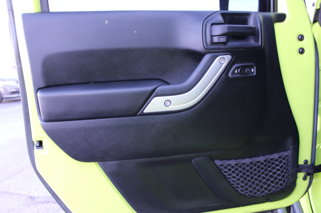 Jeep Wrangler Unlimited Sahara 4WD 2016