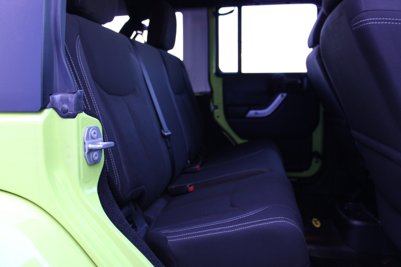 Jeep Wrangler Unlimited Sahara 4WD 2016