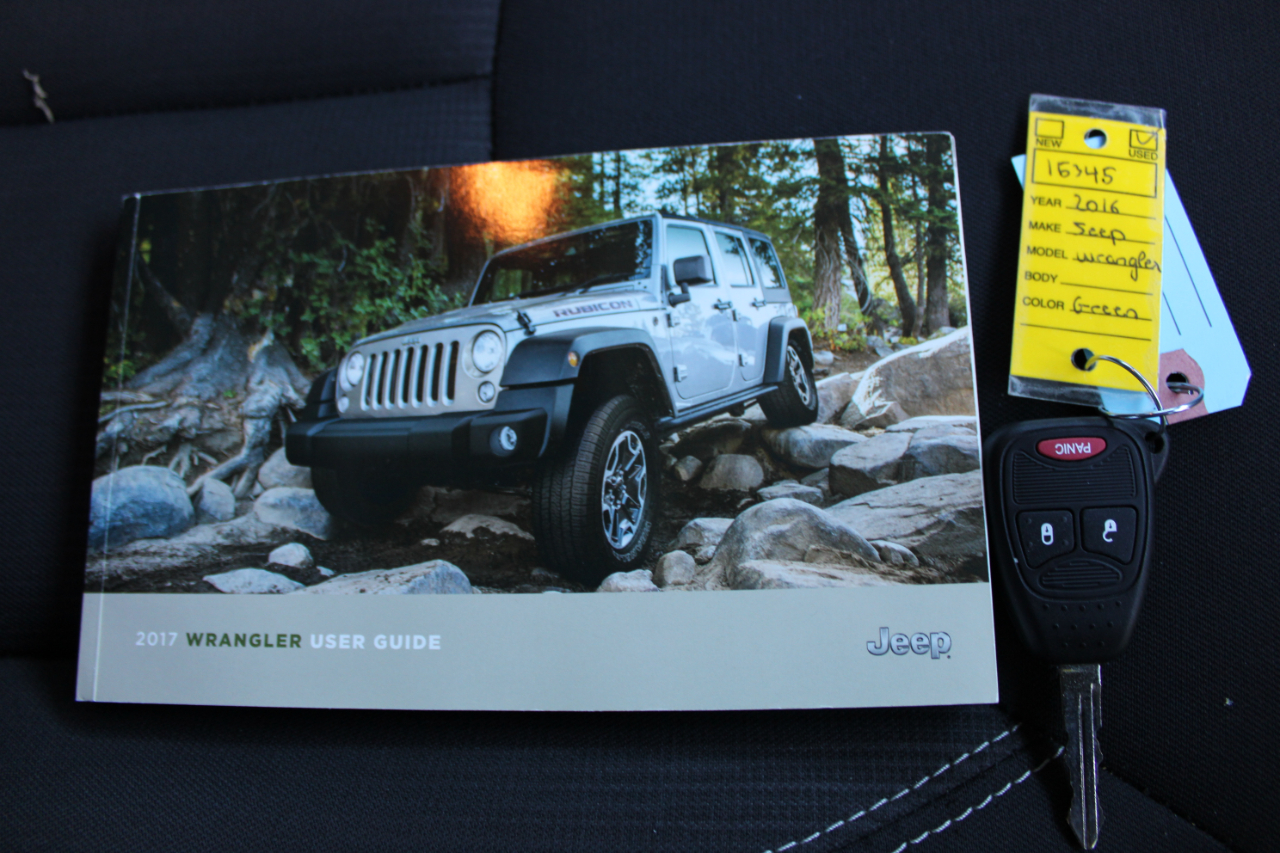 Jeep Wrangler Unlimited Sahara 4WD 2016