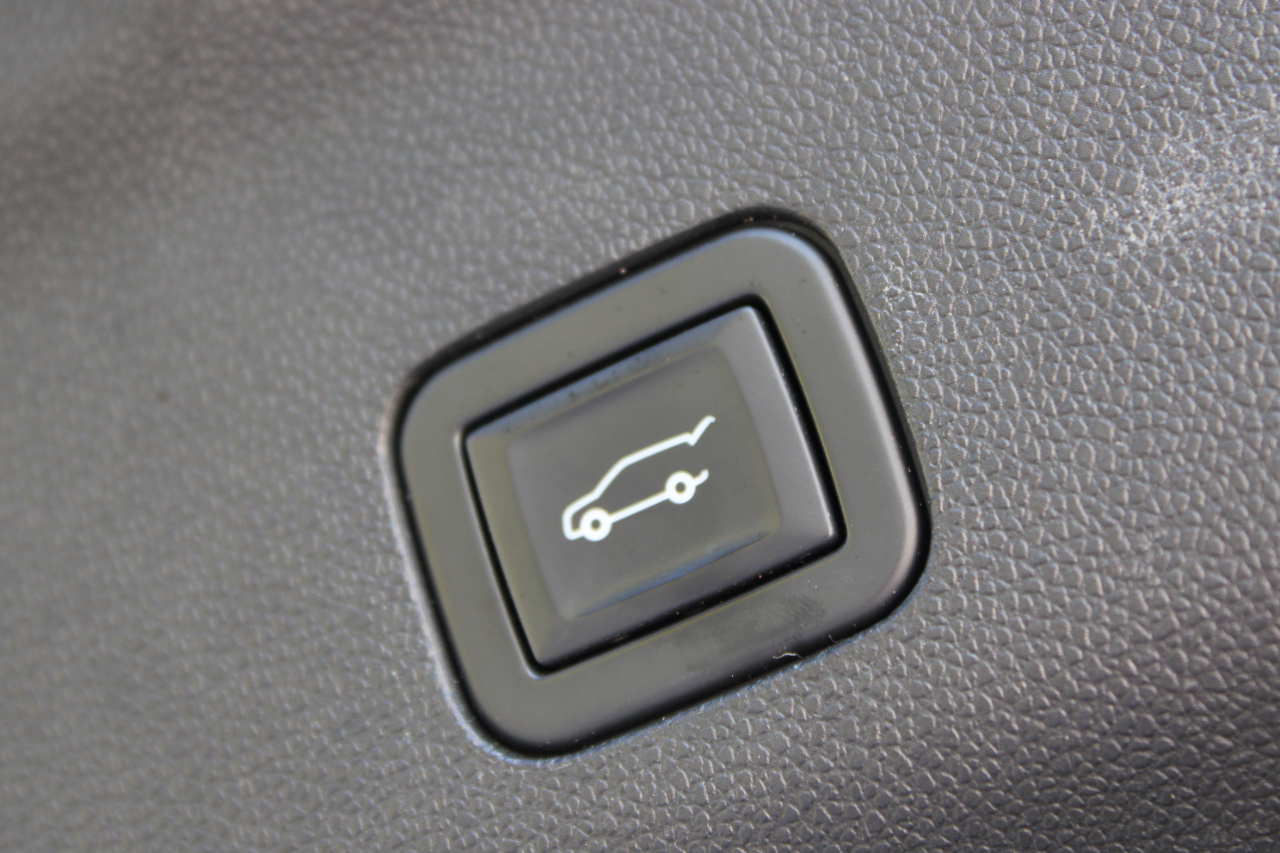 Chevrolet Tahoe  2021