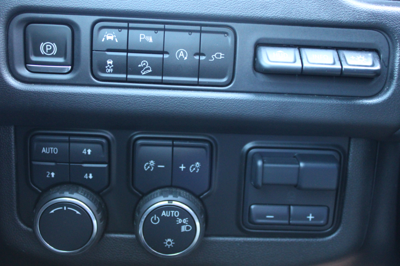 Chevrolet Tahoe  2021