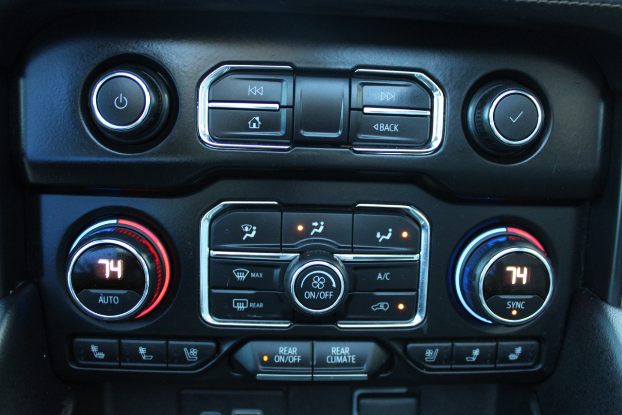 Chevrolet Tahoe  2021