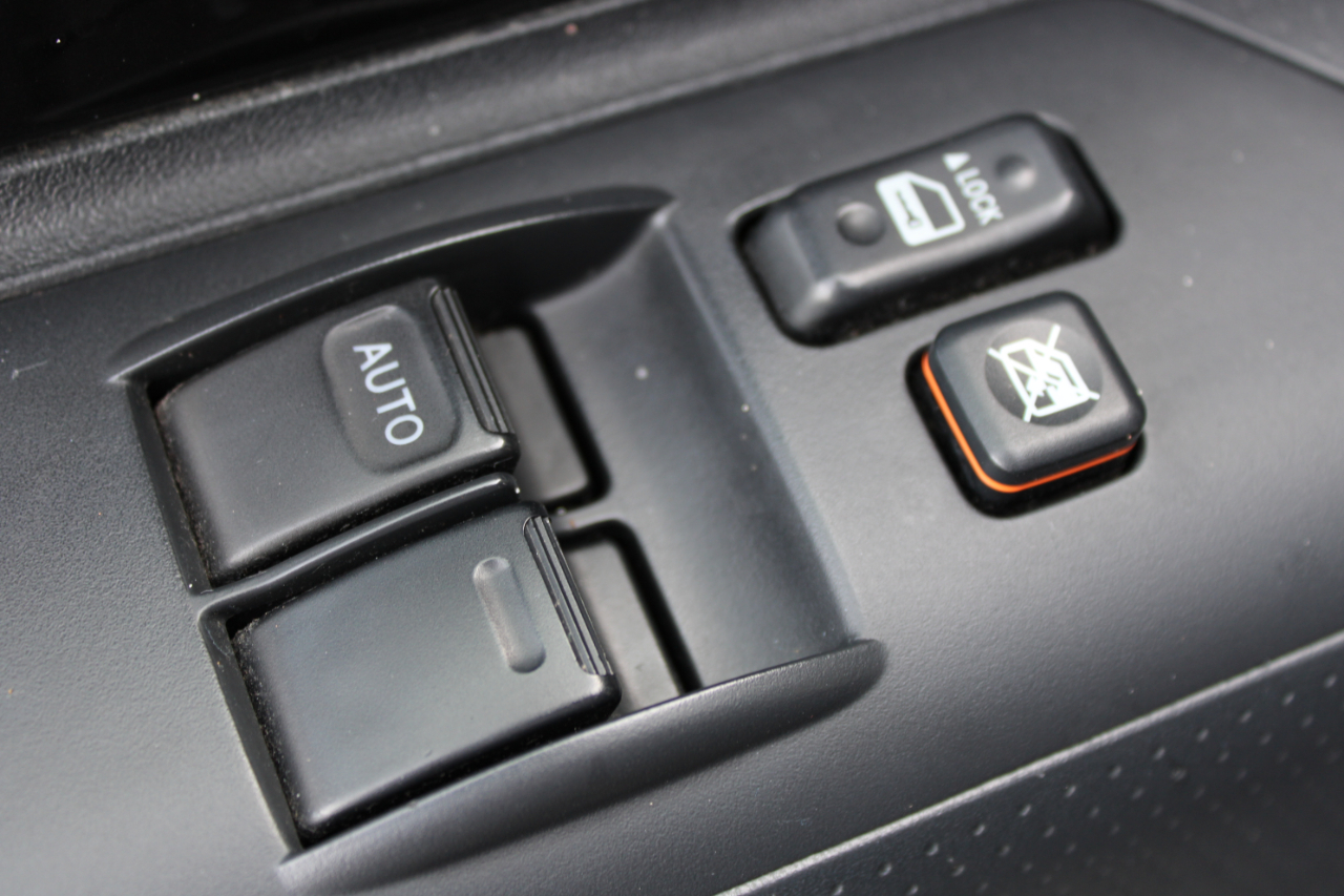 Toyota FJ Cruiser  2011