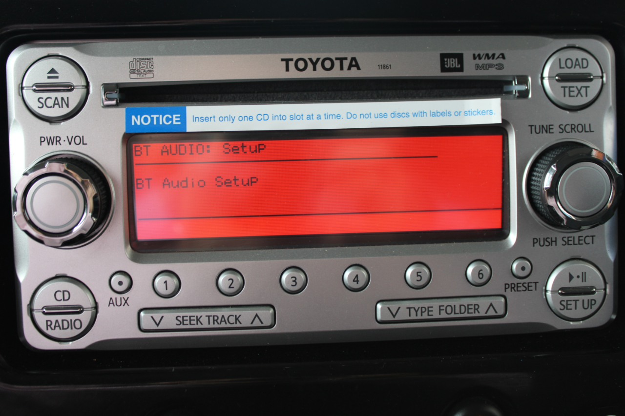 Toyota FJ Cruiser  2011