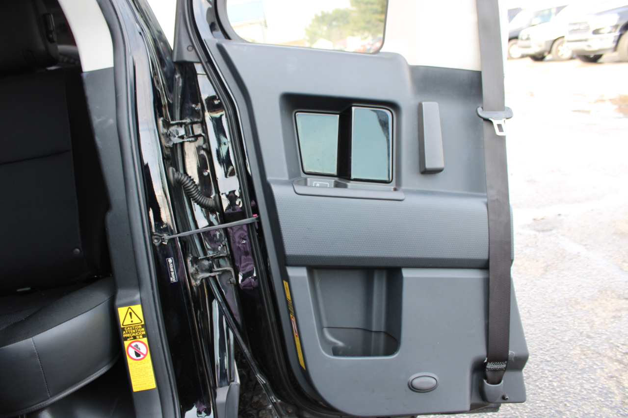 Toyota FJ Cruiser  2011