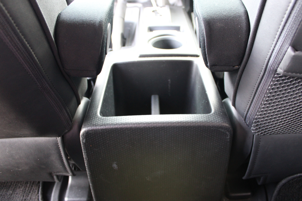 Toyota FJ Cruiser  2011