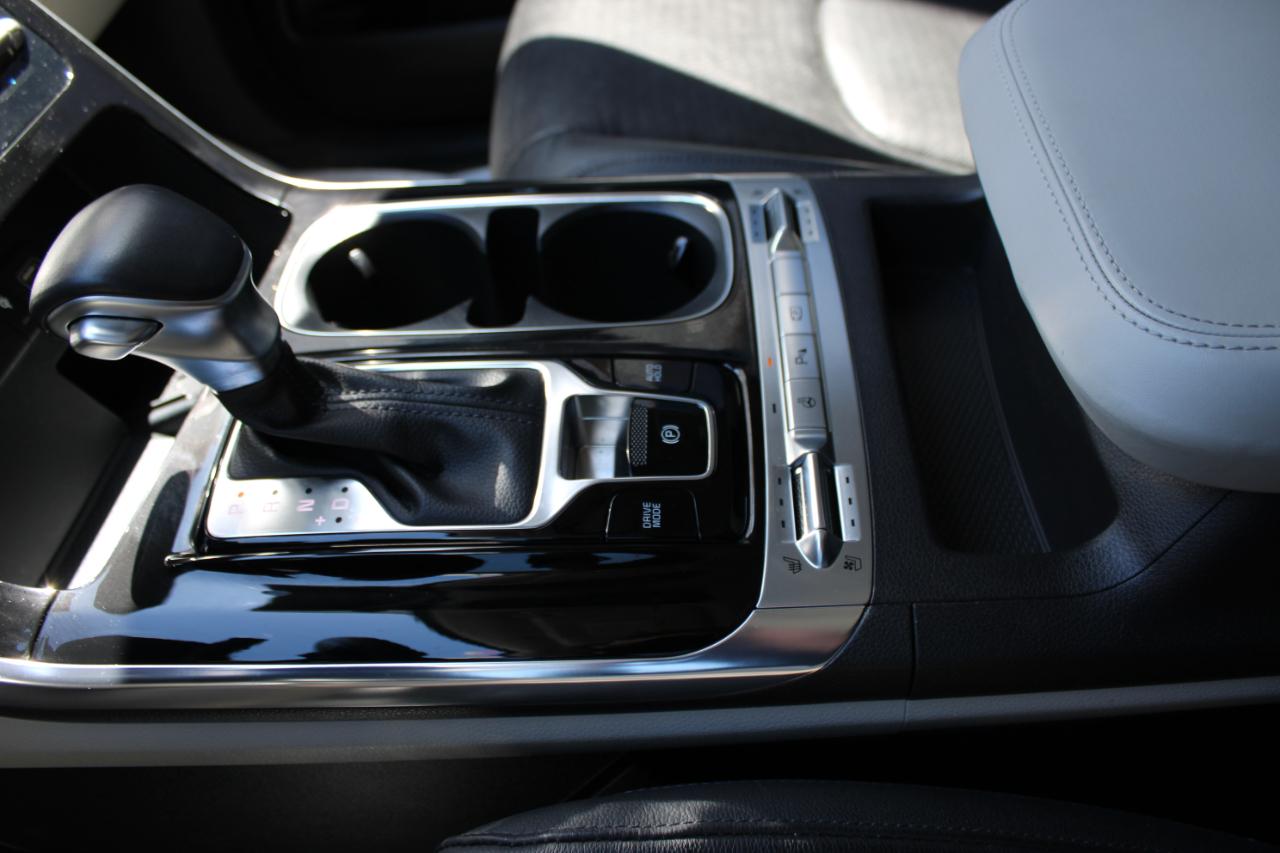 Kia Carnival SX Prestige 2024