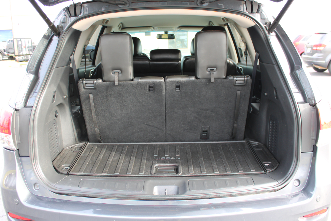 Nissan Pathfinder  2013