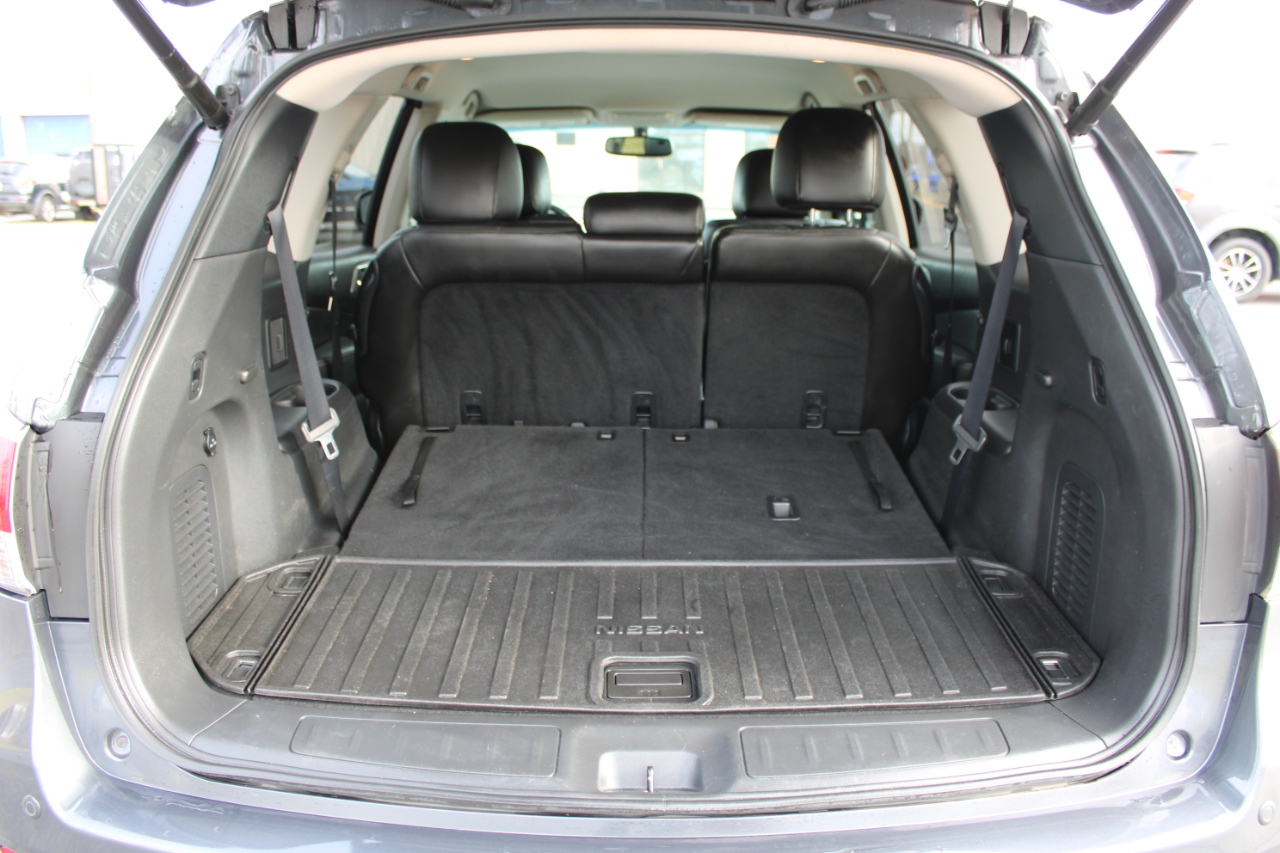 Nissan Pathfinder  2013