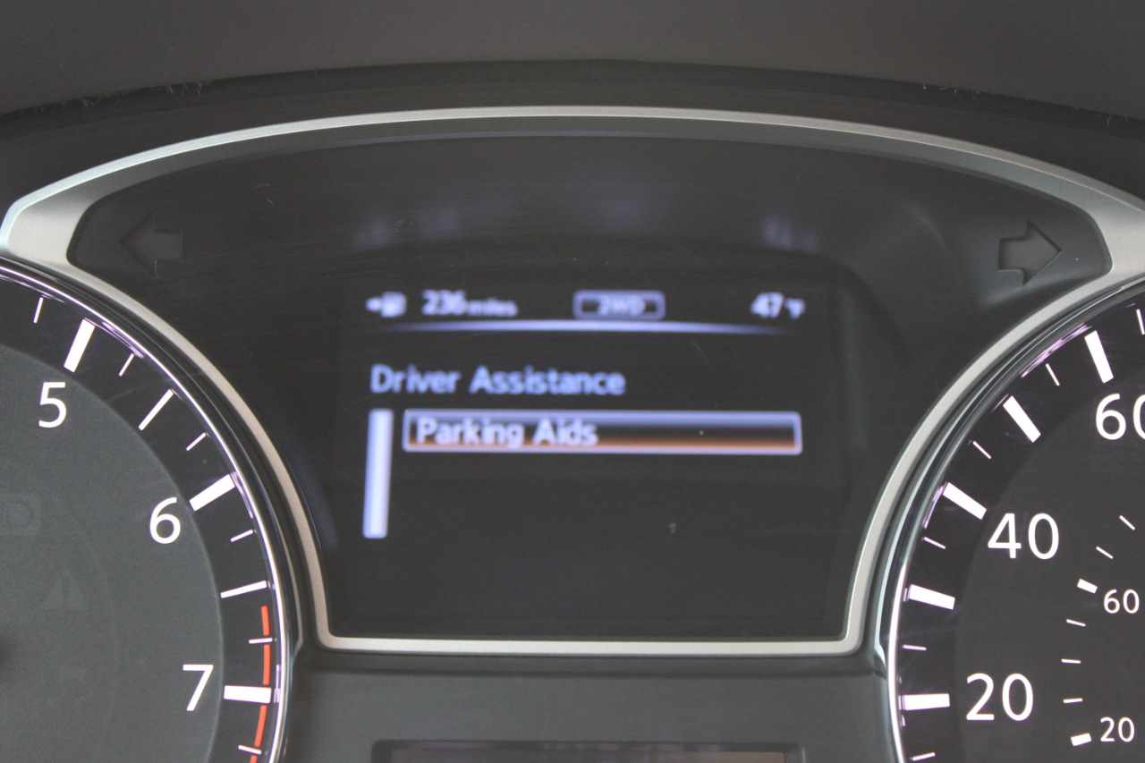 Nissan Pathfinder  2013