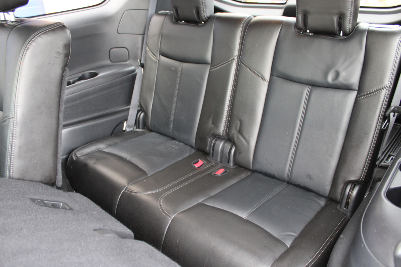 Nissan Pathfinder  2013