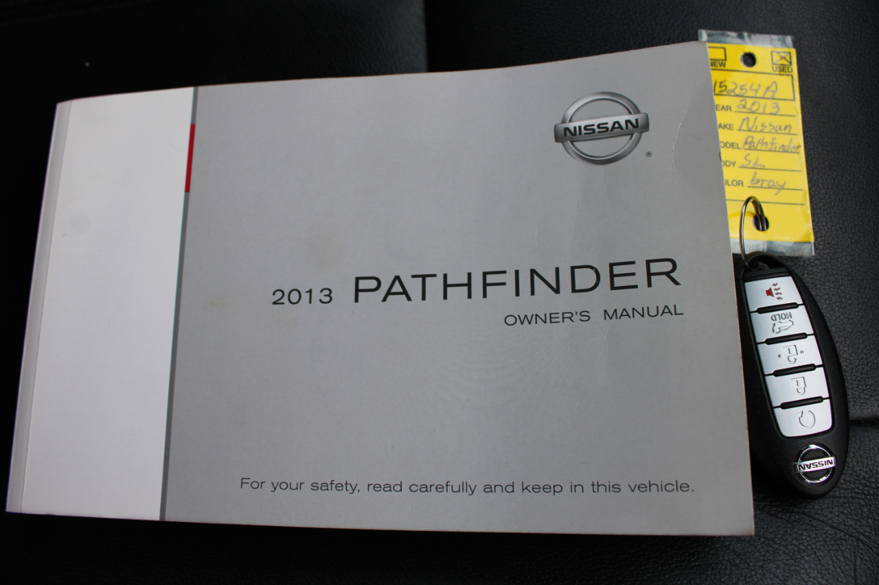 Nissan Pathfinder  2013